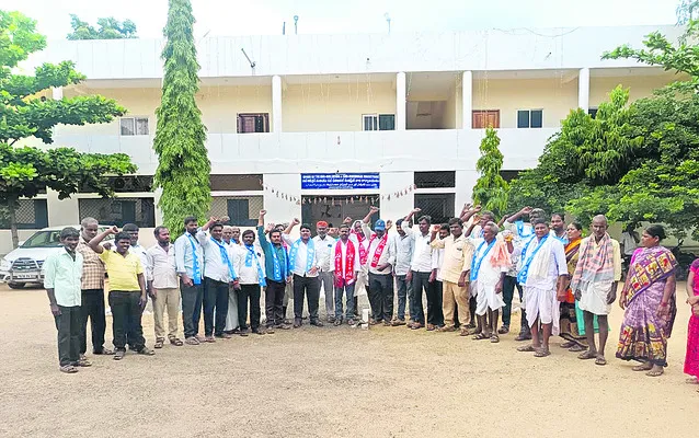 దళితులపై దాడులను అరికట్టండి