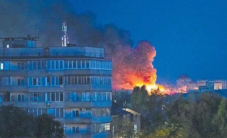 12 Dies in Kyiv in intense Russian air attack1