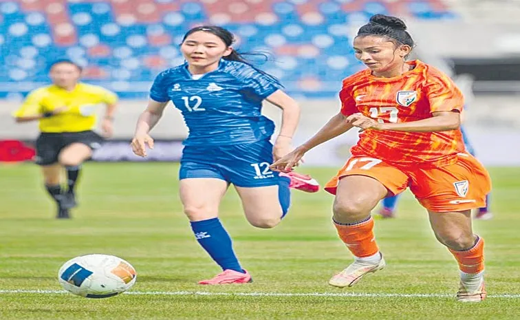 Indian football team beat Mongolia 13-0 in its first Group B match
