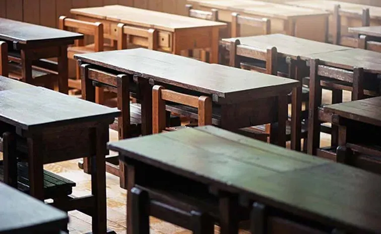 Himachal Teacher Arrested 24 Students Compliant1