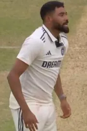Jaiswal Drops Duckett At 97 Slams Century Siraj Angry With Him Viral3