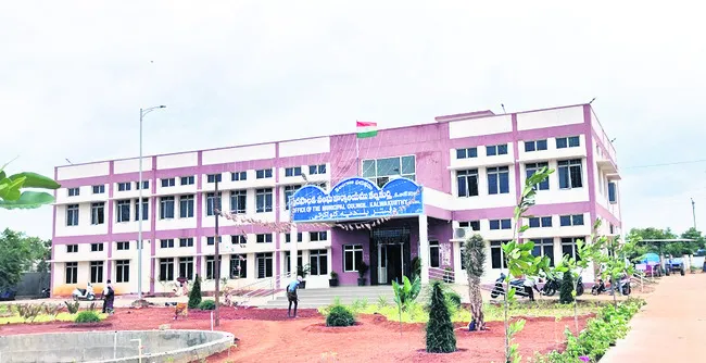‘ముందస్తు’గా మేస్తున్నారు..!