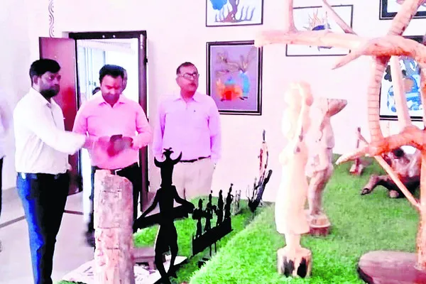 గిరిజన మ్యూజియం భేష్..