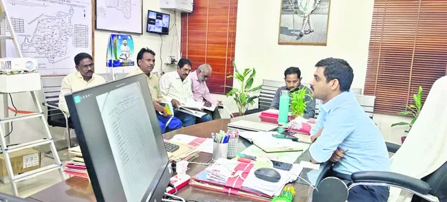 విద్యా ప్రణాళిక లక్ష్యాలు సాధించాలి