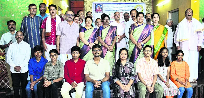 దొంగల బీభత్సం