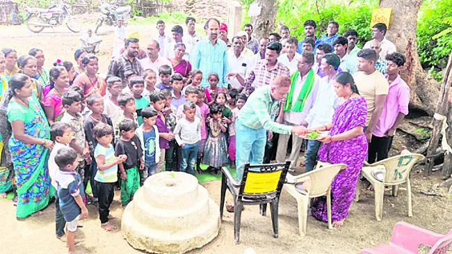 15 ఏళ్ల తర్వాత మోగిన బడి గంట