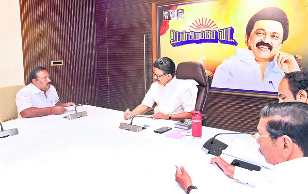 2027లో సంస్థాగత సమరం