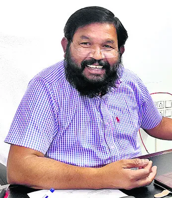 డిప్యూటీ కమిషనర్కు గ్రేడ్–1 హోదా