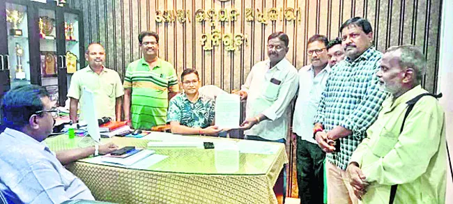 పంచాయతీలుగా గుర్తించండి