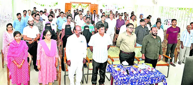 రైతులకు అవగాహన కల్పిస్తాం