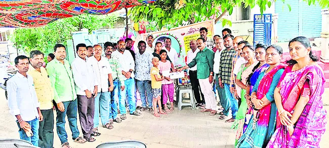 విద్యాశాఖ ఉద్యోగులకు అండగా నిలుస్తాం