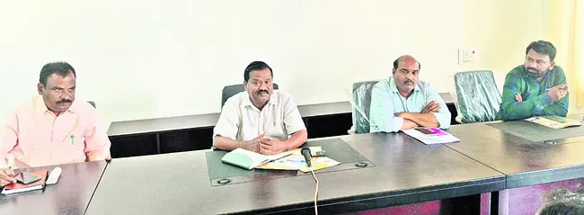జిల్లాలో రూ.600 కోట్ల విద్యుత్ బకాయిలు