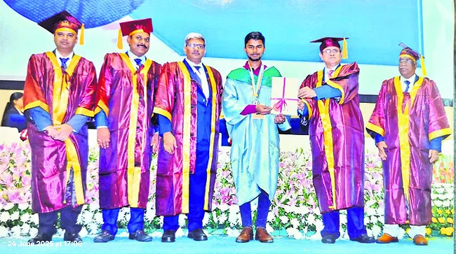 సీఎంఏలో 44వ ర్యాంకు