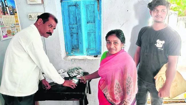 ● నిల్వ సామర్థ్యం లేక ఇక్కట్లు