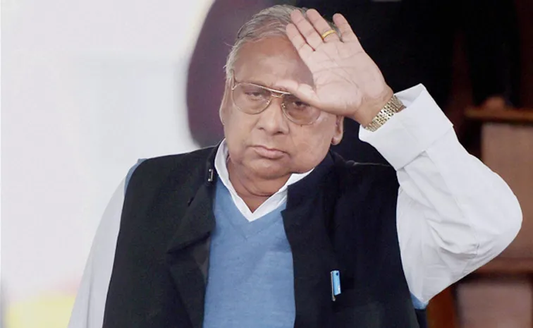 Former Congress Mp Vh Hanumantha Rao Comments On Living Relationship Culture In Hyderabad
