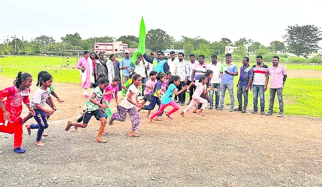 ముగిసిన జిల్లాస్థాయి ఎంపిక పోటీలు