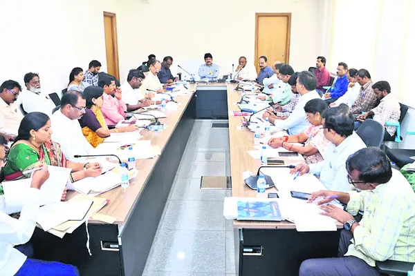 పథకాలు పక్కాగా అమలు కావాలి
