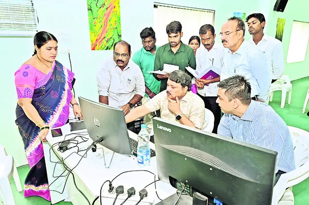 చివరి కాయ వరకు మామిడిని కొంటాం