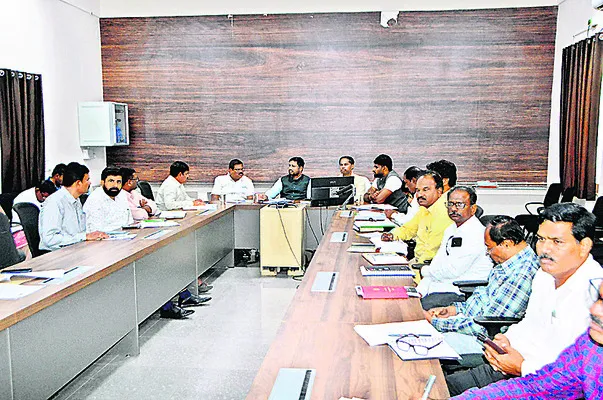జల సంరక్షణకు అధిక ప్రాధాన్యం