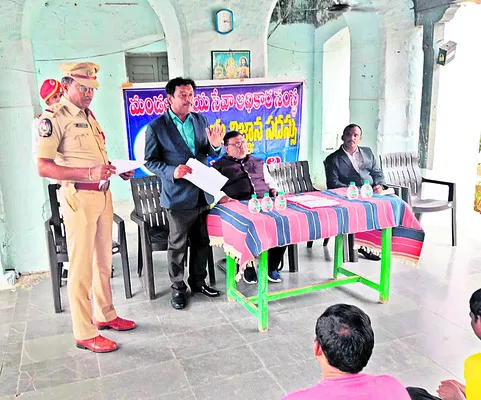 వృద్ధ ఖైదీలకు ఉచిత న్యాయ సహాయం