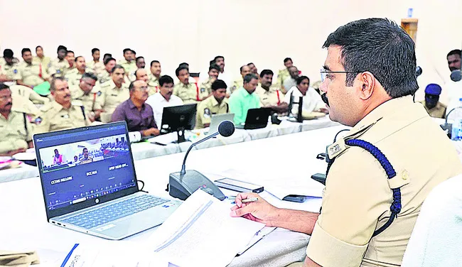 నేర నియంత్రణే లక్ష్యం