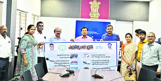 బడి ఈడు పిల్లలంతా బడిలోనే ఉండాలి