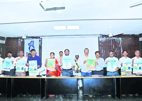 వన మహోత్సవ లక్ష్యం సాధించాలి