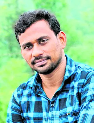 విద్యాశాఖ నిద్ర పోతోంది..