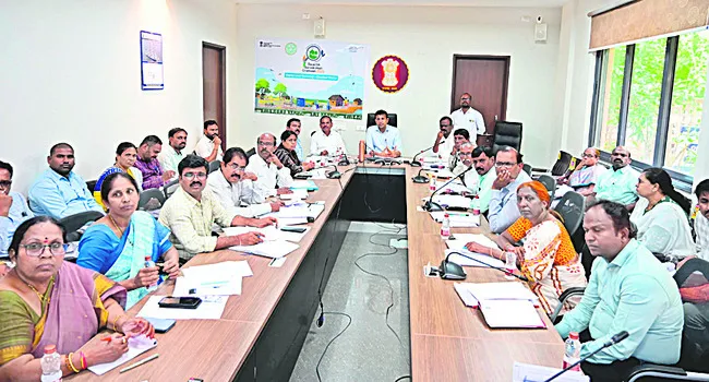 ఇళ్ల నిర్మాణంలో వేగం పెంచండి