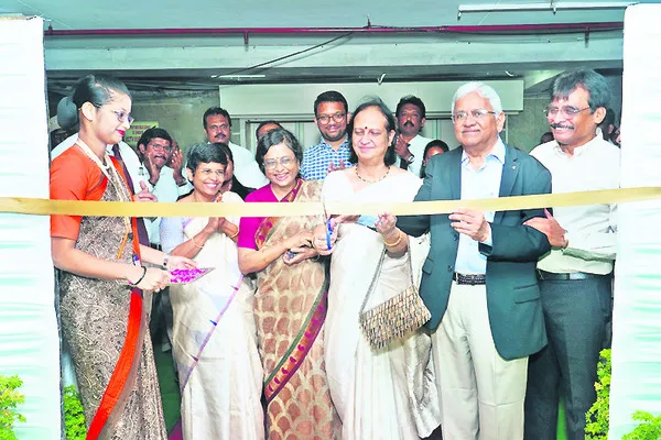 సామాజిక కార్యక్రమాలతో గ్రంధి మనోజ్ జయంతి