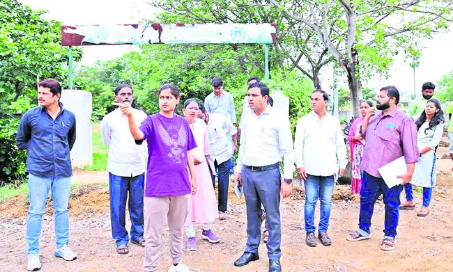 విస్తృతంగా మొక్కలు నాటాలి