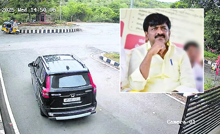 tdp btech ravi cousin over action in Pulivendula