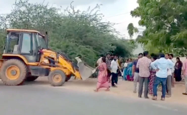వైఎస్సార్‌ జిల్లాలో కొనసాగుతున్న టీడీపీ కక్షసాధింపు చర్యలు