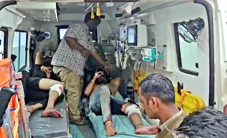 Karnataka: Haveri cops open fire on murder accused5