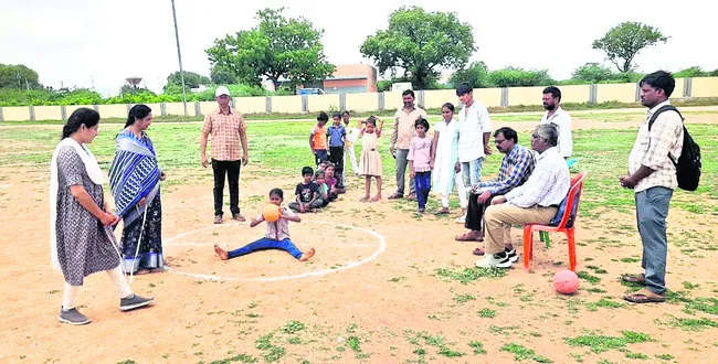 ఉత్సాహంగా క్రీడా పాఠశాలల ఎంపిక పోటీలు