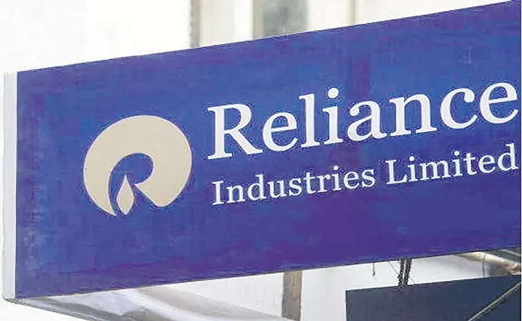 Reliance Industries market capitalization is Rs 20,23,375. 31 crore
