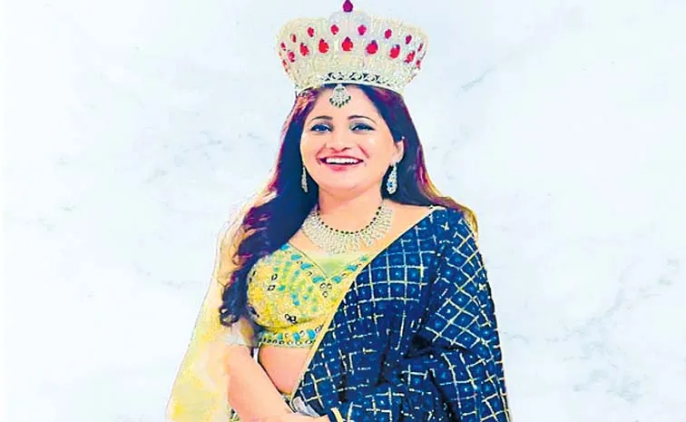 ‘మిసెస్‌ ఆసియా  వరల్డ్‌–2025’ విజేత రేవతి