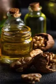 Beauty Tips: How to Remove Gray Hair with Walnuts1