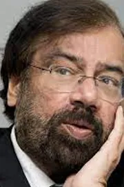 Billionaire Harsh Goenka calls out Prada for selling Kolhapuri chappals8