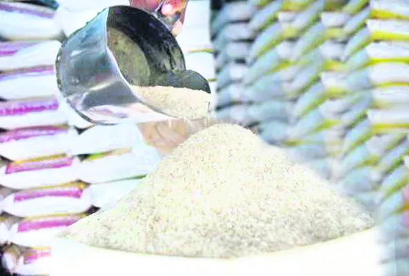 మున్నేరు, ఆకేరు బ్రిడ్జిలపై ఫ్లడ్గేజ్ స్టేషన్లు