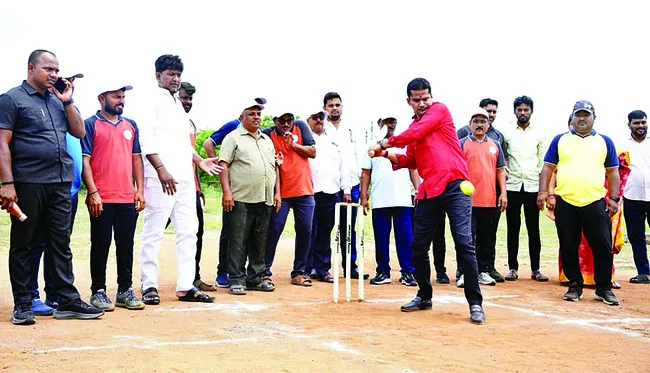 క్రీడలతో స్నేహం, ఆరోగ్యం వృద్ధి