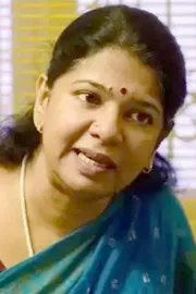 Let North Indians learn Tamil Over Hindi Row Kanimozhi6