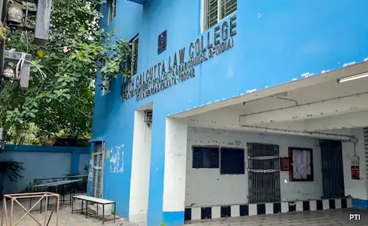 Security Guard Arrested In Kolkata Law College Incident