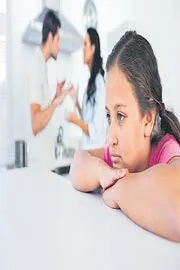 Divorce Hurts Children Long-term Earnings3