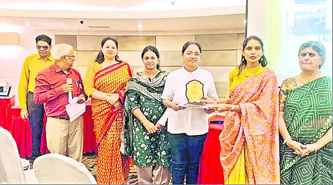 స్ఫూర్తి ప్రదాత హెలెన్ కెల్లర్