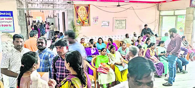సచివాలయ బదిలీల్లో సిఫార్సులకే పెద్దపీట!