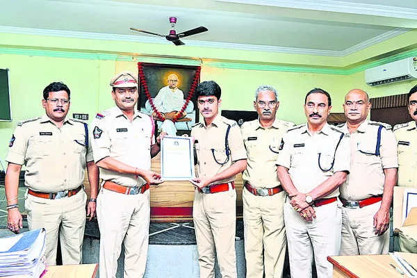 పోలీస