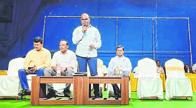 సచివా