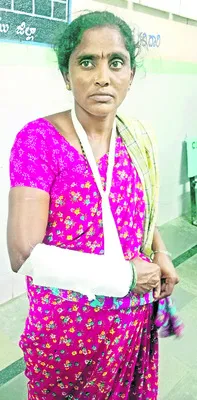‘స్టాంప్’ కుంభకోణంపై చంద్రబాబు నోరు విప్పాలి