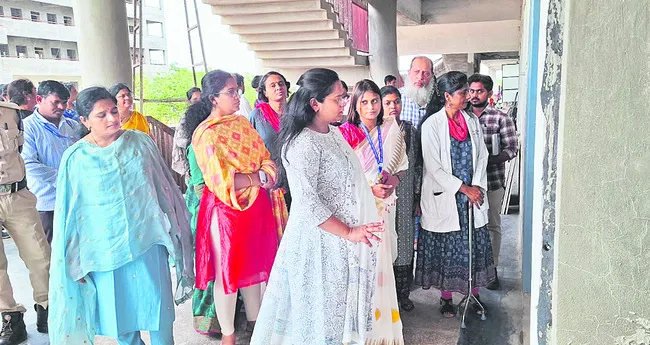 మహేశ్వరం జీఎంసీ ఆకస్మిక తనిఖీ